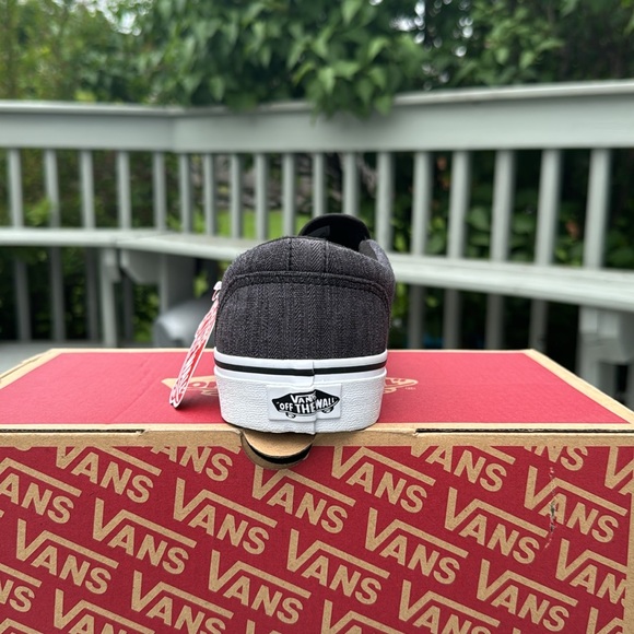 NEW! Vans Slip-On - Picture 3 of 5